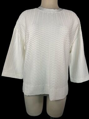 S. Oliver Textured White Boxy Crew Neck Top - Women's Size 8